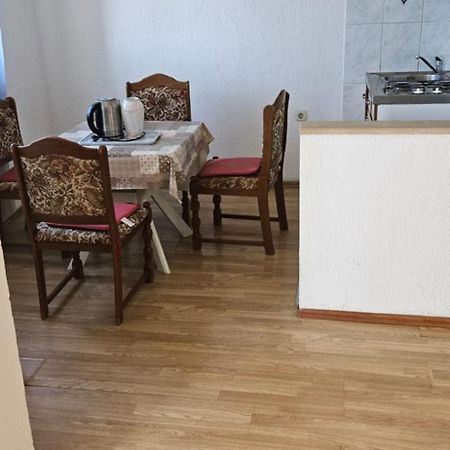 Apartments Hugo Malinska Ngoại thất bức ảnh