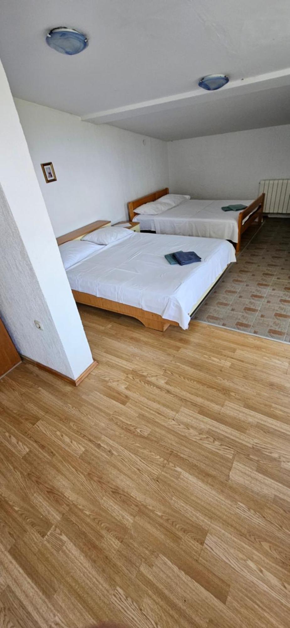 Apartments Hugo Malinska Phòng bức ảnh