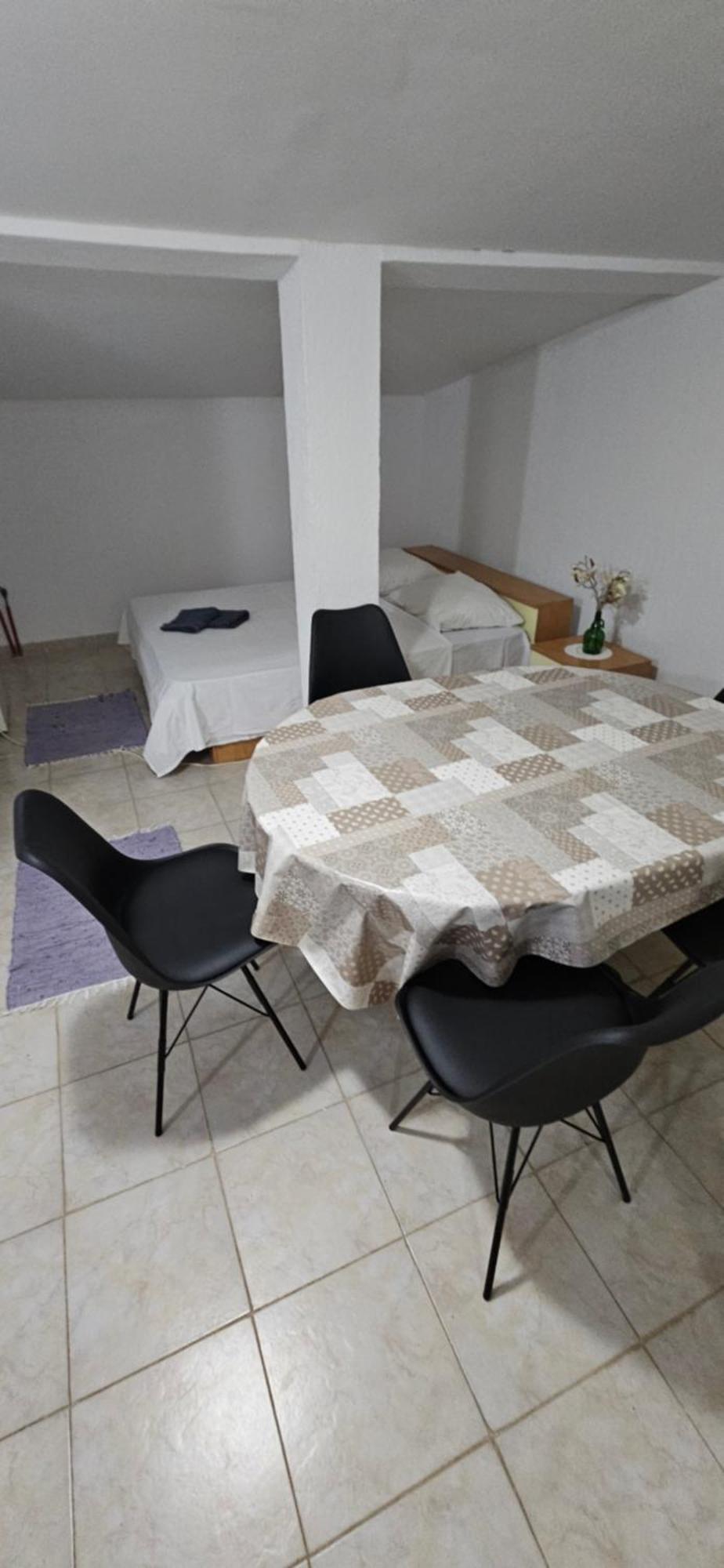 Apartments Hugo Malinska Phòng bức ảnh