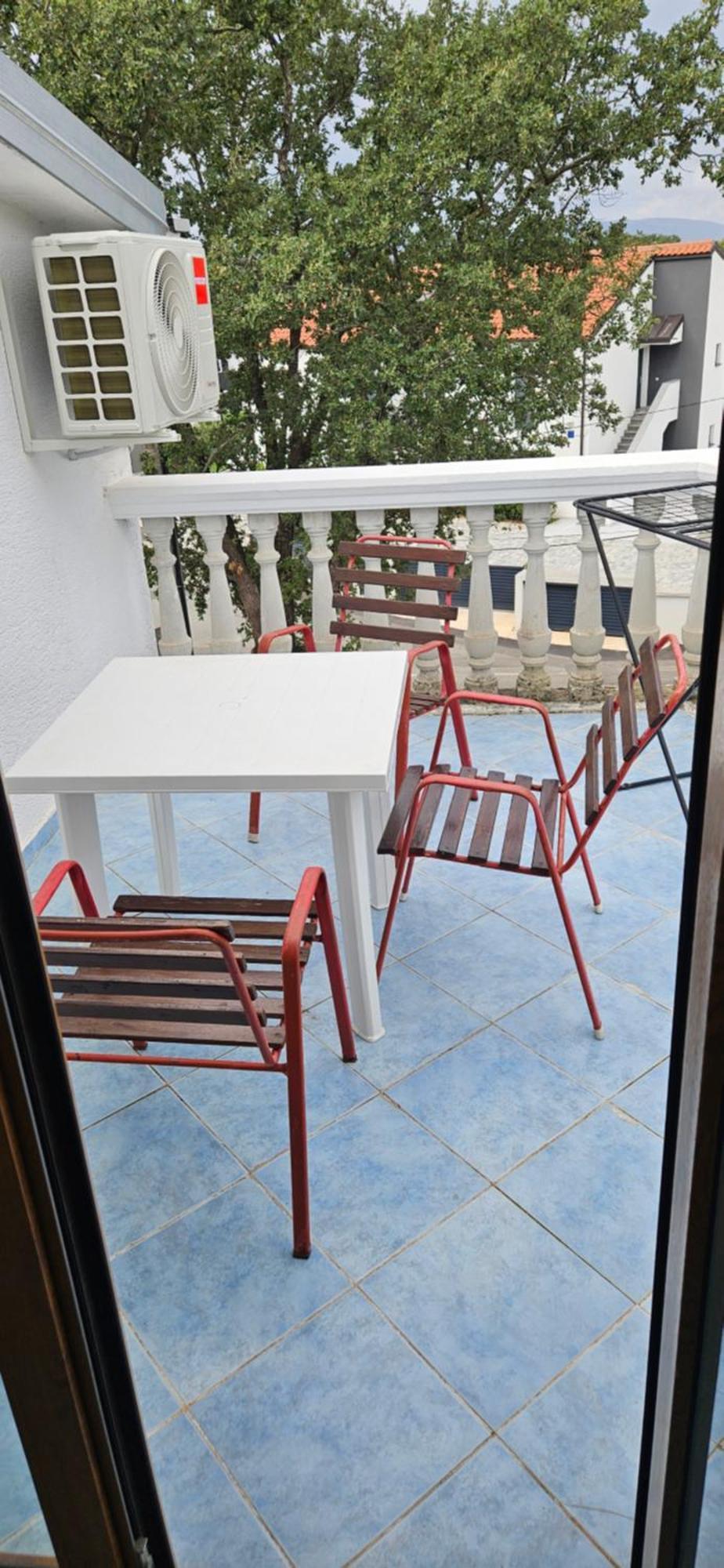 Apartments Hugo Malinska Ngoại thất bức ảnh