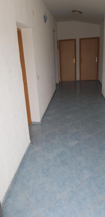 Apartments Hugo Malinska Ngoại thất bức ảnh